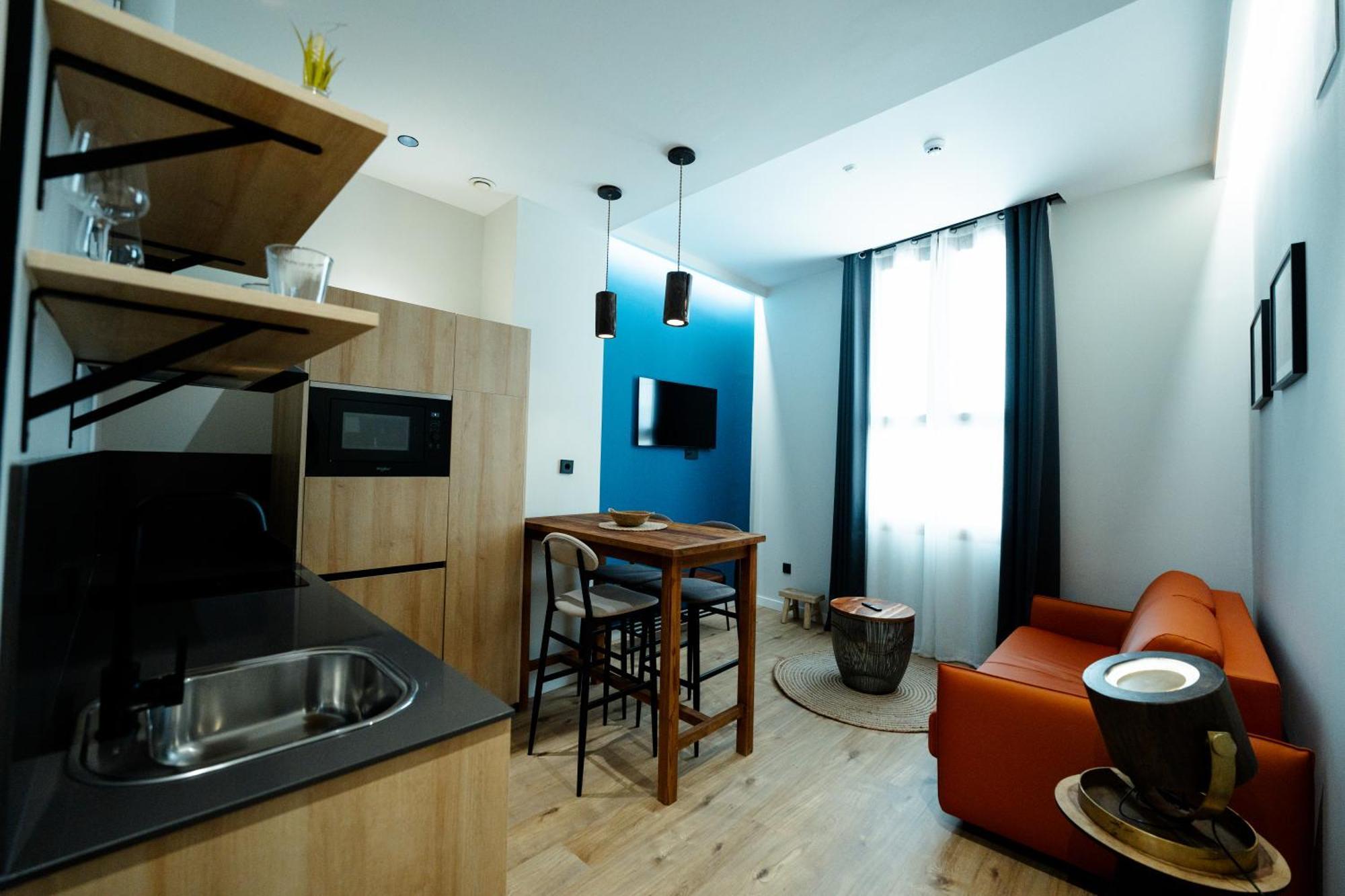 Aparthotel Luz De Gades - Suites Spa Gym - Adults Only Cádiz Buitenkant foto